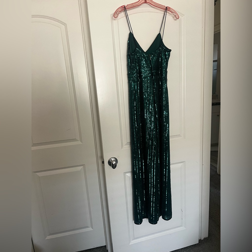 NWT SAYLOR Louisana Sequin Jumpsuit in Dark Green - Picture 8 of 12